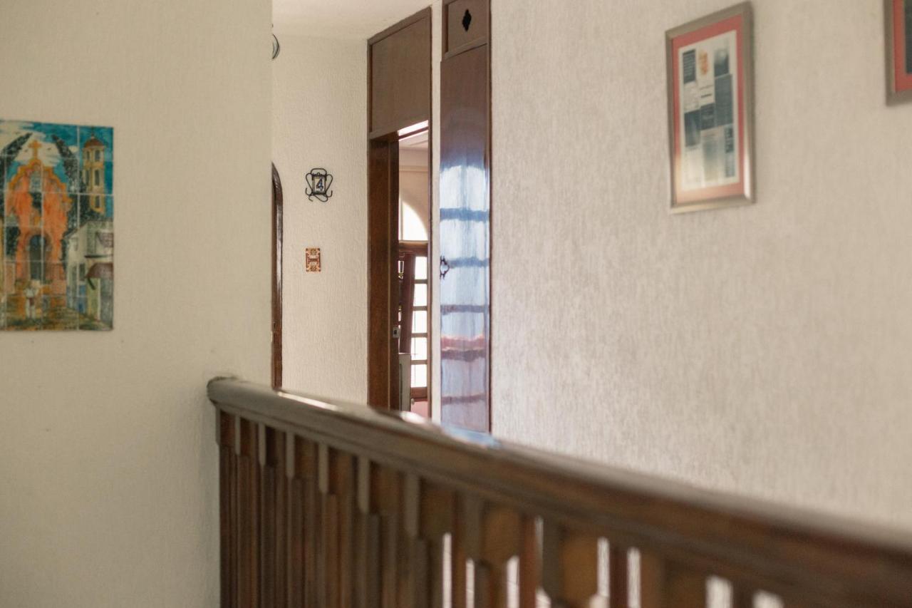 Pensjonat Casona Luciernaga-Casa De Huespedes León Zewnętrze zdjęcie
